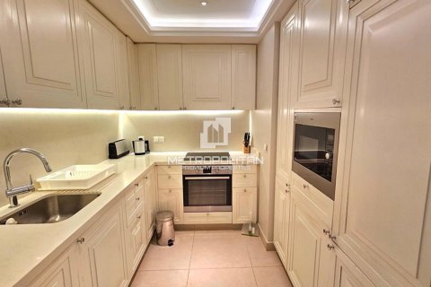 2 bedrooms Hotel Apartment in Downtown Dubai (Downtown Burj Dubai), UAE No. 77916 4