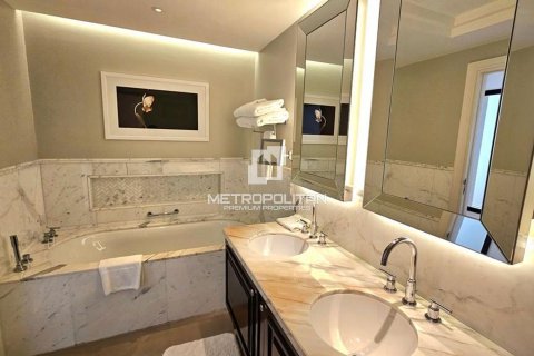 2 bedrooms Hotel Apartment in Downtown Dubai (Downtown Burj Dubai), UAE No. 77916 8