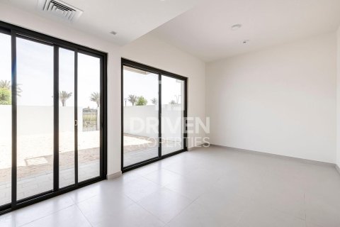 3 غرف نوم تاون هاوس في EMAAR South, الإمارات العربية المتحدة رقم 83911 4