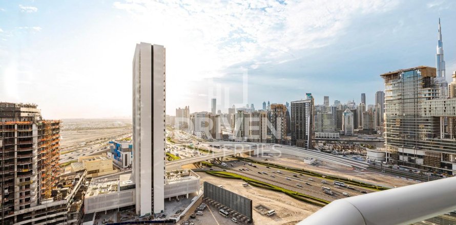 Квартира с 3 спальнями в DAMAC Towers by Paramount, ОАЭ №83930