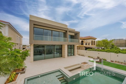 Вилла с 6 спальнями в Jumeirah Park, ОАЭ №73837 4