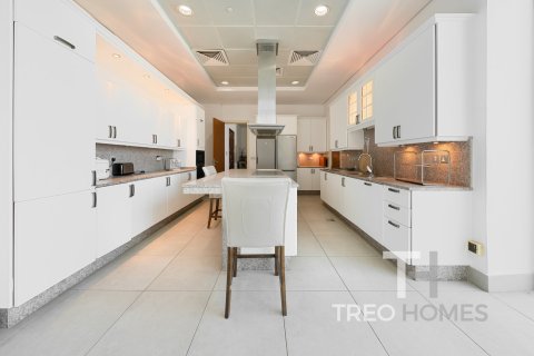 4 bedrooms Apartment in Palm Jumeirah, UAE No. 73838 5
