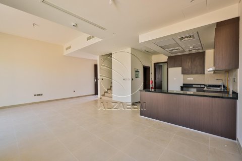 2 bedrooms Townhouse in Khalifa City, UAE No. 91002 15