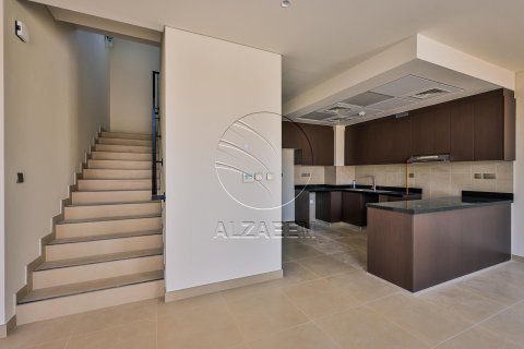 2 bedrooms Townhouse in Khalifa City, UAE No. 91002 14