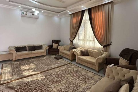 7 bedrooms Villa in Muscat, Oman No. 98586 3