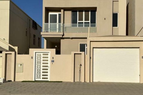 7 bedrooms Villa in Muscat, Oman No. 98586 2