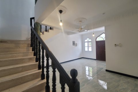 Villa de 4 dormitorios en Muscat, Oman No. 98585 4