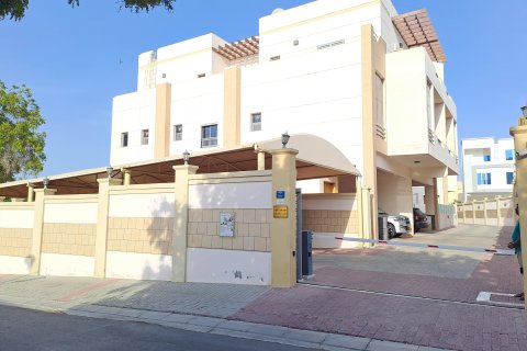 5 bedrooms Villa in Madinat as'Sultan Qaboos, Oman No. 98584 1