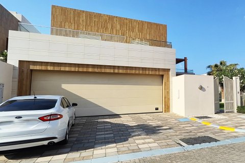 6 غرفة نوم  عقار تجاري في مارينا, الإمارات العربية المتحدة رقم 79145 24