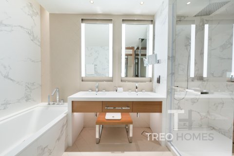 2 bedrooms Apartment in Burj Khalifa, UAE No. 73902 10