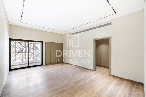 Villa de 4 dormitorios en Umm Suqeim, UAE No. 85792 9