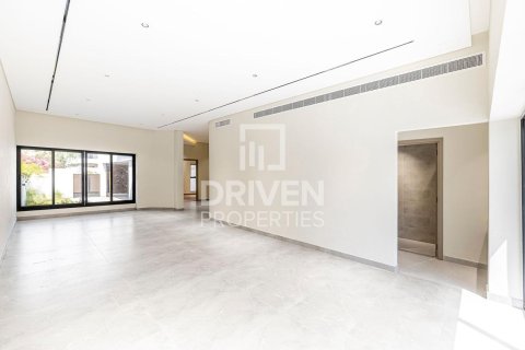 Villa de 4 dormitorios en Umm Suqeim, UAE No. 85792 2