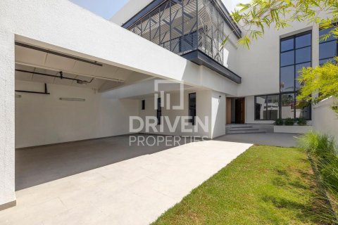 Villa de 4 dormitorios en Umm Suqeim, UAE No. 85792 12