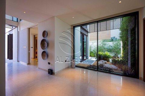5 bedrooms Villa on the Saadiyat Island, UAE No. 91292 11
