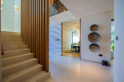5 bedrooms Villa on the Saadiyat Island, UAE No. 91292 4