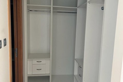 Apartment de 2 dormitorios en Al Raha Beach, UAE No. 79737 8
