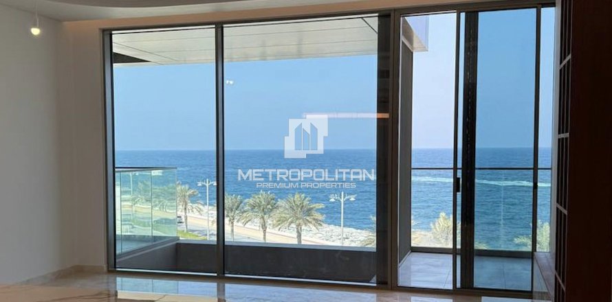 Apartment de 3 dormitorios en Palm Jumeirah, UAE No. 77703