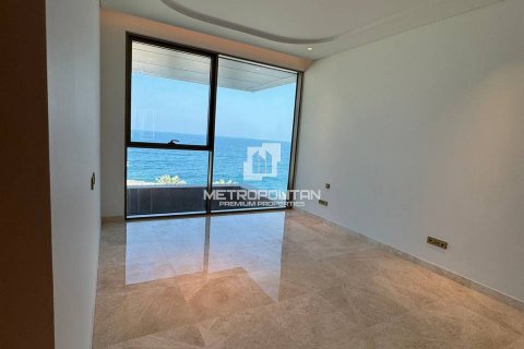 Apartment de 3 dormitorios en Palm Jumeirah, UAE No. 77703 8