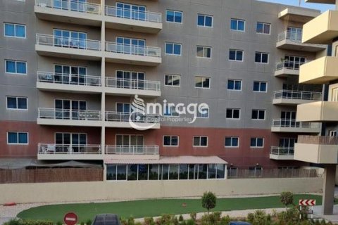 Apartment de 2 dormitorios en Al Reef, UAE No. 71168 2