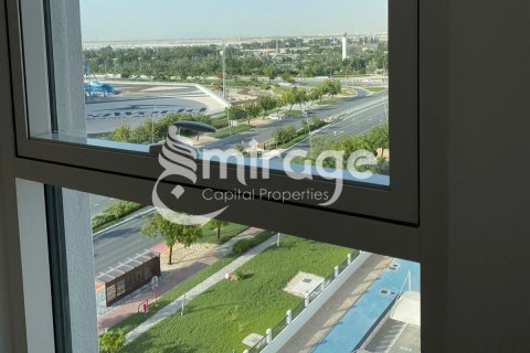 Apartment de 3 dormitorios en  Yas Island, UAE No. 71156 1