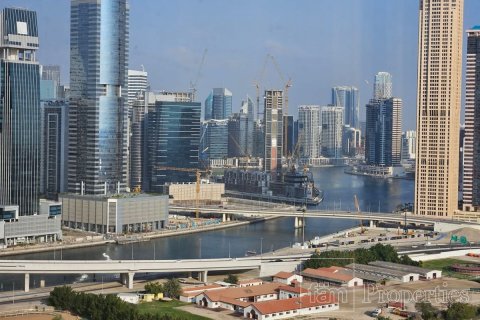 Apartment de 2 dormitorios en Business Bay, UAE No. 87435 9