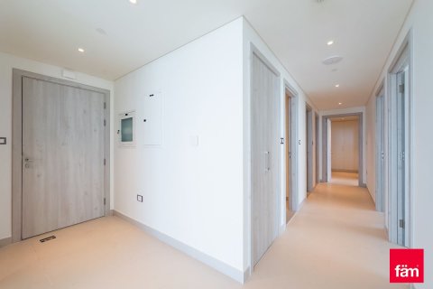 3 bedrooms Apartment in Dubai, UAE No. 101015 15