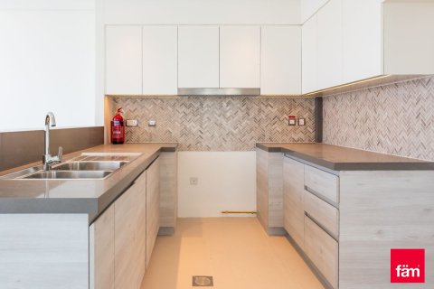 3 bedrooms Apartment in Dubai, UAE No. 101015 8