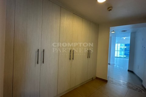 3 bedrooms Apartment in Corniche Road, UAE No. 72078 11
