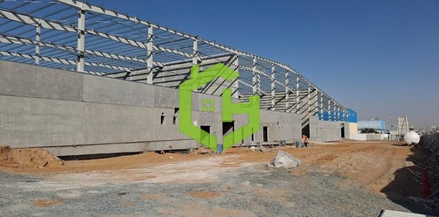 3168.2مربع، مستودع في Umm Al Thuoob, الإمارات العربية المتحدة رقم 92145