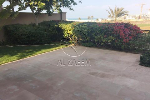 4 bedrooms Villa on the Saadiyat Island, UAE No. 91059 12