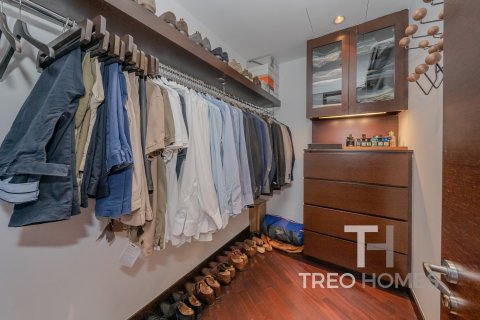 Apartment de 2 dormitorios en Burj Khalifa, UAE No. 73878 12