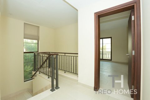 Villa de 4 chambres à Casa, UAE No. 73880 12