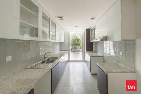 3 bedrooms Townhouse in Dubai, UAE No. 77162 5