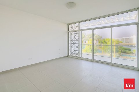 3 bedrooms Townhouse in Dubai, UAE No. 77162 14
