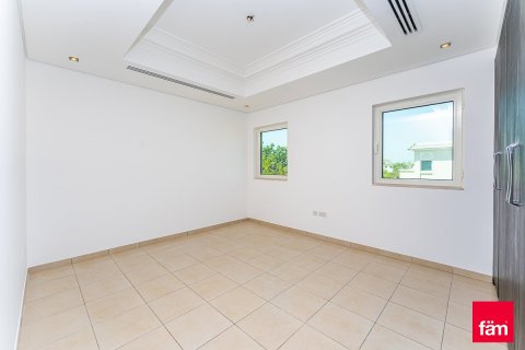 4 غرف نوم فيلا  رقم 106505 9