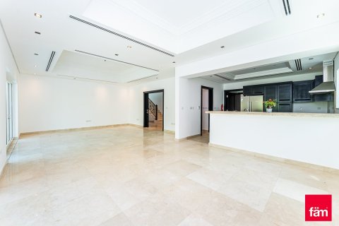 4 غرف نوم فيلا  رقم 106505 22