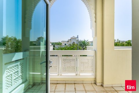 4 غرف نوم فيلا  رقم 106505 5