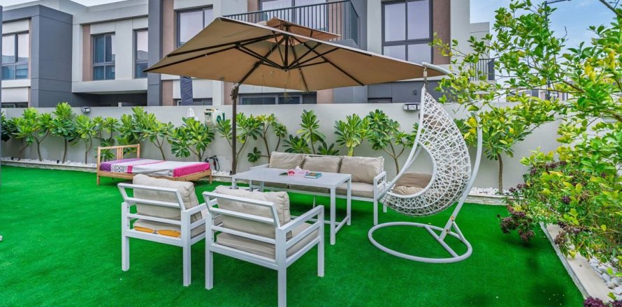4 bedrooms Villa  No. 106504