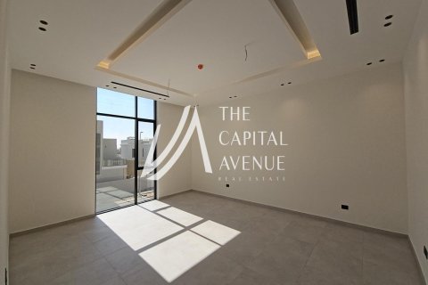 Villa de 6 chambres à Khalifa City, UAE No. 86552 5