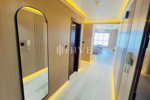 Apartment de 2 dormitorios en Elite Residence, UAE No. 73237 4