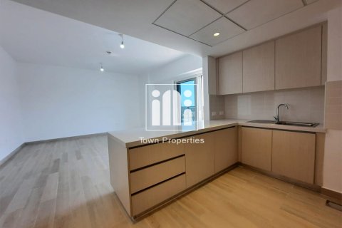 Apartment de 2 dormitorios en WATER'S EDGE Yas Island, UAE No. 97465 12