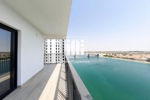 Appartement de 2 chambres à WATER'S EDGE Yas Island, UAE No. 97466 14