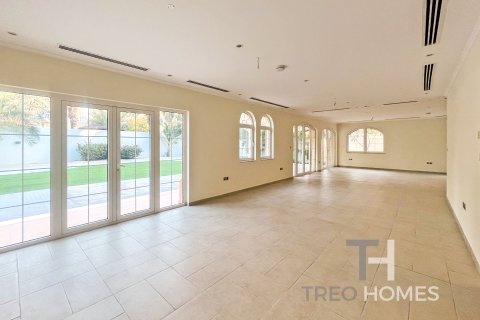 5 bedrooms Villa in Legacy, UAE No. 76403 6