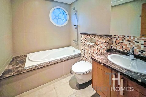 5 bedrooms Villa in Legacy, UAE No. 76403 17