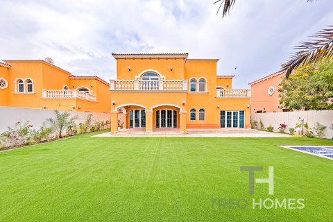 5 bedrooms Villa in Legacy, UAE No. 76403 10