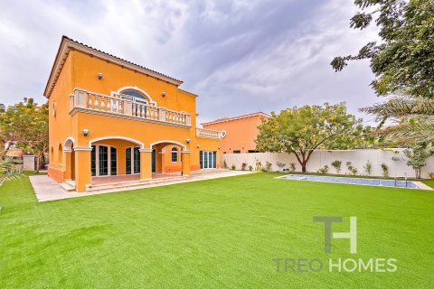 5 bedrooms Villa in Legacy, UAE No. 76403 12