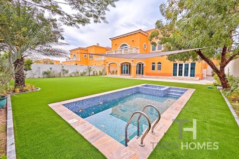 5 bedrooms Villa in Legacy, UAE No. 76403 2