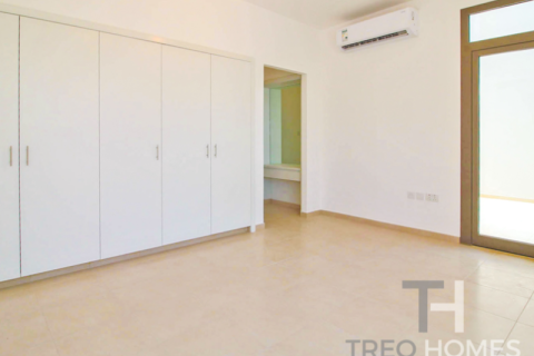 4 bedrooms Townhouse in Hayat Townhouses, UAE No. 76391 13