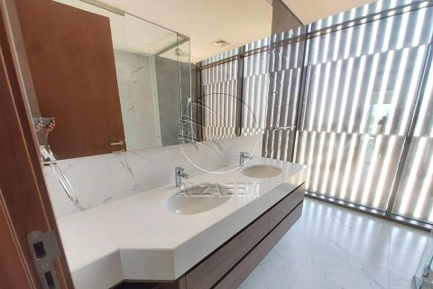 Villa de 4 dormitorios en Abu Dhabi, UAE No. 90037 8