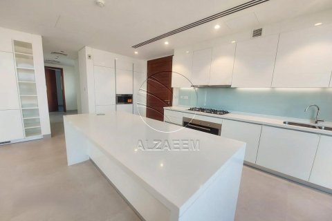Villa de 4 dormitorios en Abu Dhabi, UAE No. 90037 4